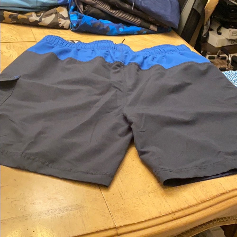 Men’s 9” Speedo Swim Trunks - Picture 7 of 8